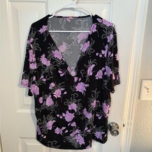 Elegant Floral V-Neck Blouse - Black and Purple